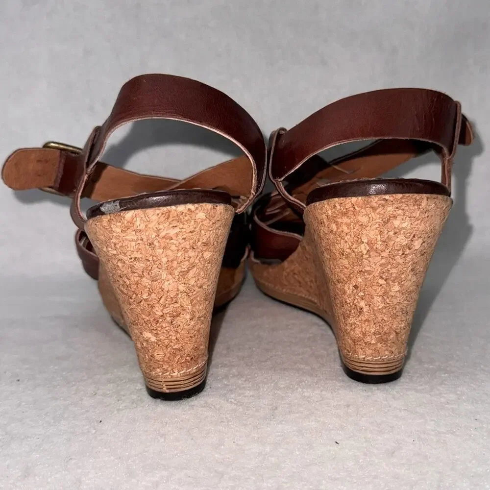 EUC Women’s Indigo by Clarks Brown Leather Slingback Wedges Cork 3.5” Heels 9.5